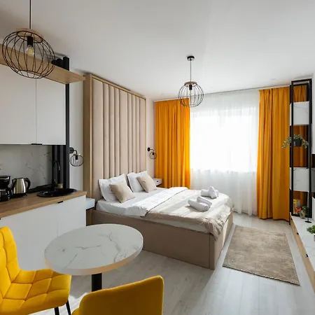 Yellow Nest With Free Parking